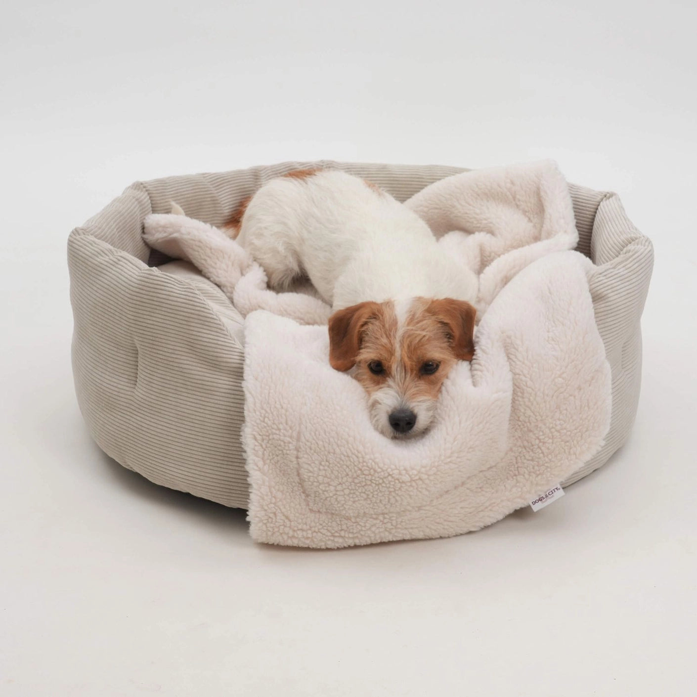 Small Basket Bed in Beige Corduroy